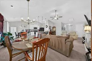 705 Little Patch St, Zebulon, NC 27597 - Photo 8