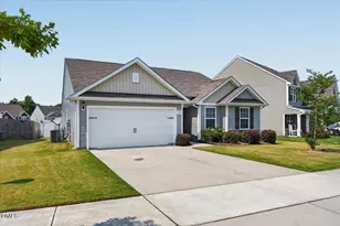 705 Little Patch St, Zebulon, NC 27597 - Photo 2