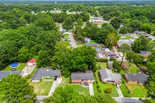 608 Howell St, Selma, NC 27576 - Photo 34