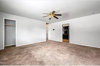 608 Howell Street, Selma, NC 27576 - Photo 4