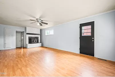 608 Howell Street, Selma, NC 27576 - Photo 8