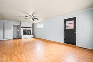 608 Howell St, Selma, NC 27576 - Photo 8
