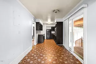 608 Howell St, Selma, NC 27576 - Photo 12