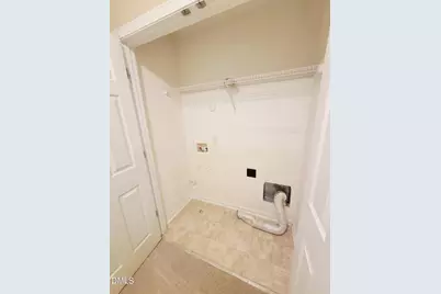 8327 Glenwood Springs Court, Raleigh, NC 27616 - Photo 30