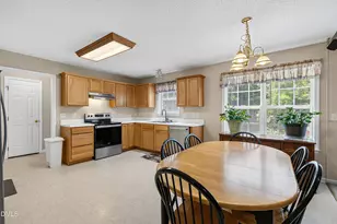 427 Carrington Dr, Garner, NC 27529 - Photo 14