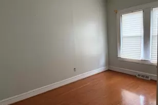 211 Tarpley St, Burlington, NC 27215 - Photo 8