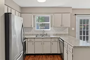 618 Branniff Dr, Cary, NC 27513 - Photo 6