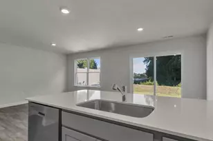 47 Bee Gdn Ct, Angier, NC 27501 - Photo 4