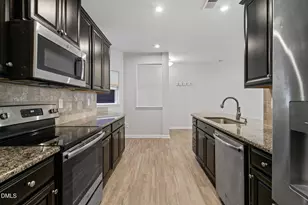 410 Smallwood Dr, Durham, NC 27703 - Photo 8