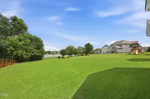 2204 Mills Crest St, Fuquay Varina, NC 27526 - Photo 52