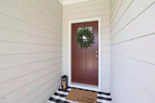 2204 Mills Crest St, Fuquay Varina, NC 27526 - Photo 6