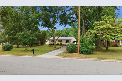 209 Montpelier Avenue, Roxboro, NC 27573 - Photo 12