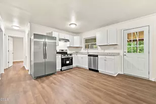 209 Montpelier Ave, Roxboro, NC 27573 - Photo 16