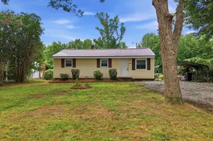 209 Montpelier Ave, Roxboro, NC 27573 - Photo 4