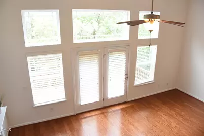 882 Queen City Crescent, Apex, NC 27523 - Photo 8