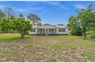 10027 Garland Highway, Clinton, NC 28328 - Photo 1