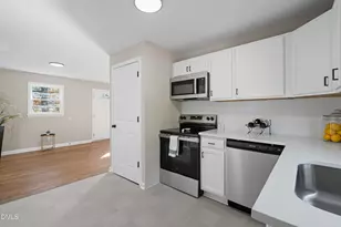 1546 Eloise St, Fayetteville, NC 28311 - Photo 10