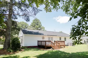 506 Saint St, Dunn, NC 28334 - Photo 2