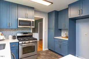 921 Devon Ave, Cary, NC 27511 - Photo 20