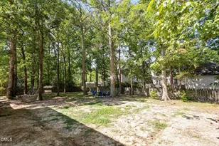 205 Hickory Glen Ln, Holly Springs, NC 27540 - Photo 32