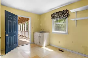 204 Raindrop Ct, Raleigh, NC 27615 - Photo 20