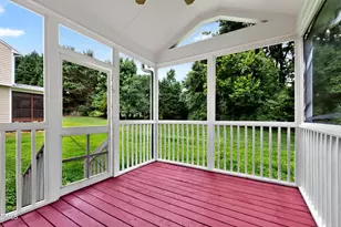118 N Fields Cir, Chapel Hill, NC 27516 - Photo 4
