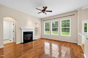 118 N Fields Cir, Chapel Hill, NC 27516 - Photo 2