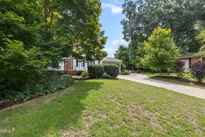 911 Emory Lane, Raleigh, NC 27609 - Photo 2
