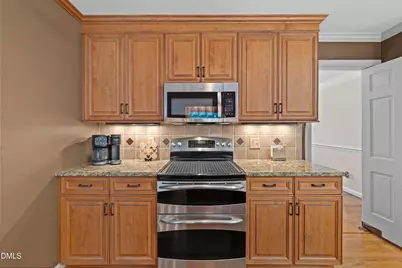 911 Emory Lane, Raleigh, NC 27609 - Photo 18