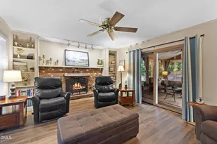 911 Emory Ln, Raleigh, NC 27609 - Photo 10