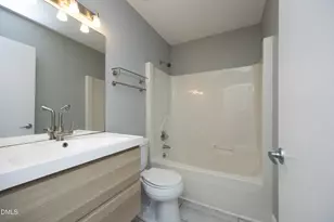 200 Honeysuckle Ln, Cary, NC 27513 - Photo 26