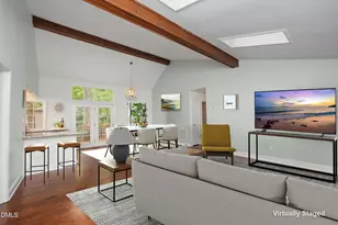 200 Honeysuckle Ln, Cary, NC 27513 - Photo 10