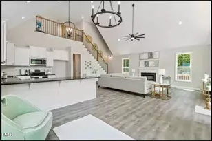 117 Friendly Ln, Henderson, NC 27537 - Photo 2