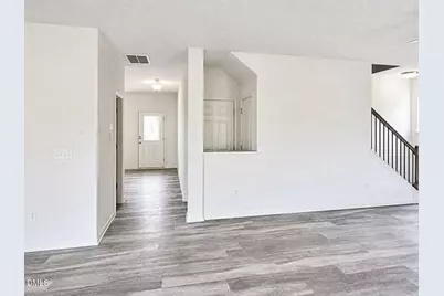 257 E Painted Way, Clayton, NC 27527 - Photo 2
