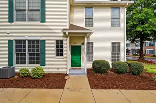 2211 Kudrow Ln, Morrisville, NC 27560 - Photo 2