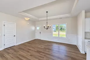 140 Margot Manor Dr, Benson, NC 27504 - Photo 4