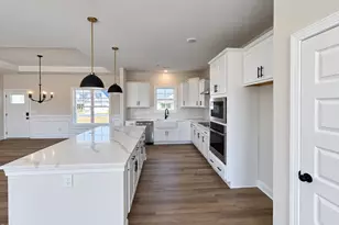 140 Margot Manor Dr, Benson, NC 27504 - Photo 6