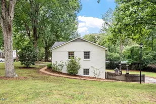 200 Northclift Dr, Raleigh, NC 27609 - Photo 32