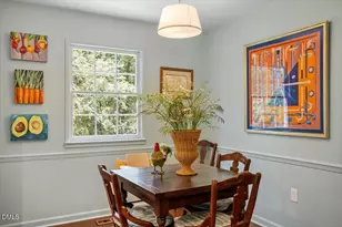 200 Northclift Dr, Raleigh, NC 27609 - Photo 10