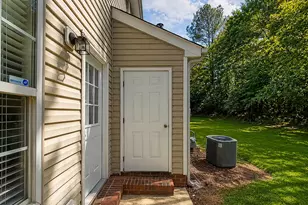 1610 Briarmont Ct, Raleigh, NC 27610 - Photo 28