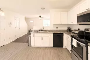1610 Briarmont Ct, Raleigh, NC 27610 - Photo 10