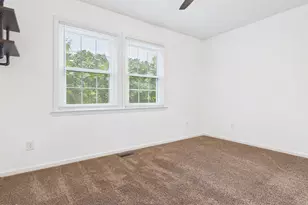 110 Friar Ln, Carrboro, NC 27510 - Photo 20