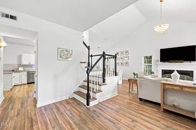 12109 Townmeade Court, Raleigh, NC 27613 - Photo 4