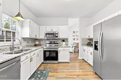 12109 Townmeade Court, Raleigh, NC 27613 - Photo 14