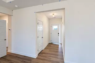 105 Ed Barrow Ln, La Grange, NC 28551 - Photo 2
