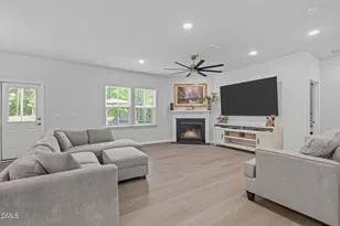 200 Bridle Brk Wy, Fuquay Varina, NC 27526 - Photo 10