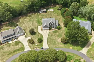 4008 W Lake Rd, Apex, NC 27539 - Photo 2