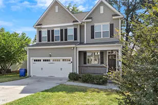 128 Bridge St, Fuquay Varina, NC 27526 - Photo 2