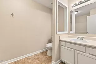 533 Offing Dr, Fayetteville, NC 28314 - Photo 6