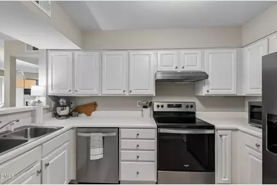 1011 Wirewood Drive #201, Raleigh, NC 27605 - Photo 14